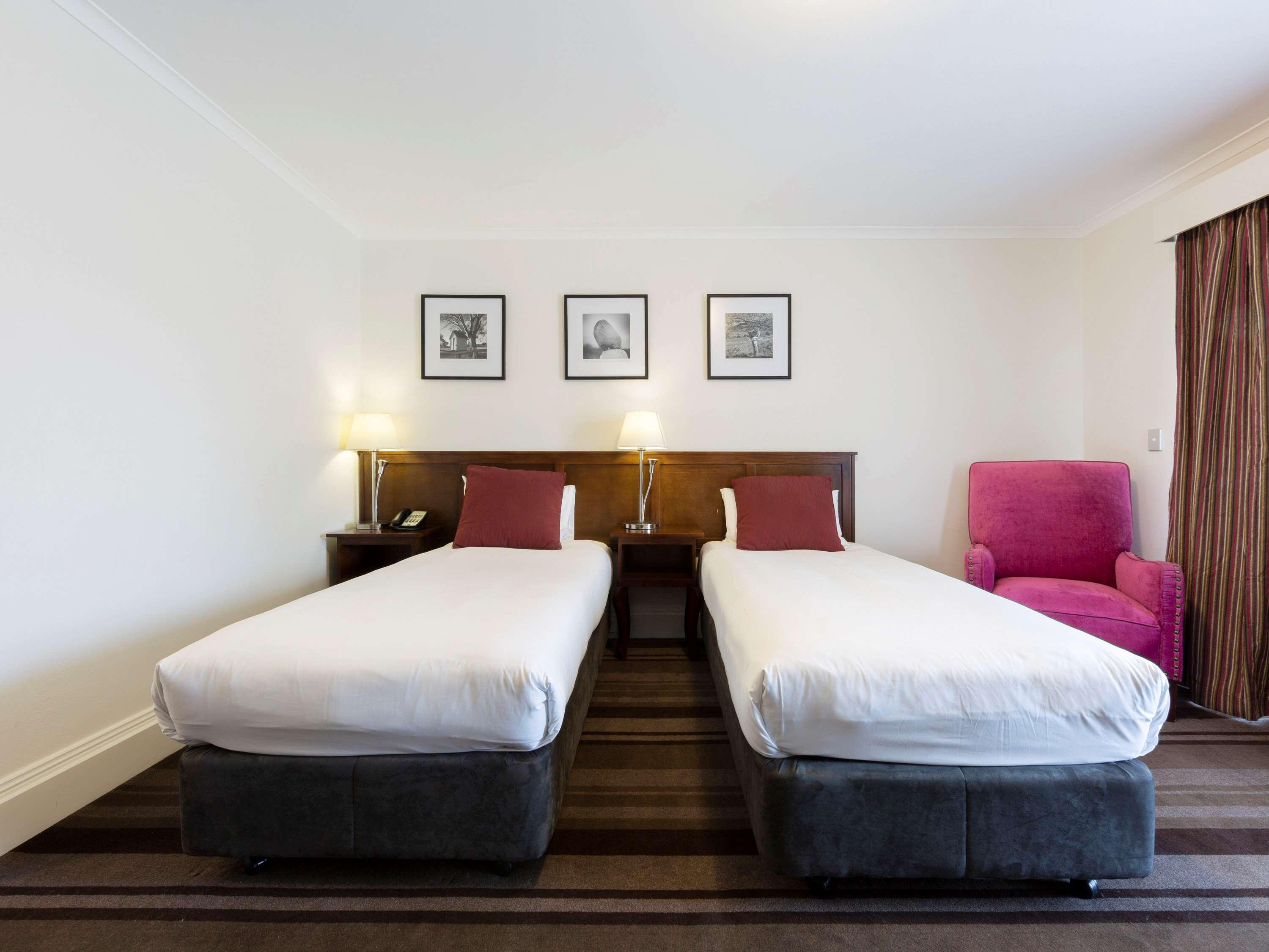 Mercure Canberra Extérieur photo