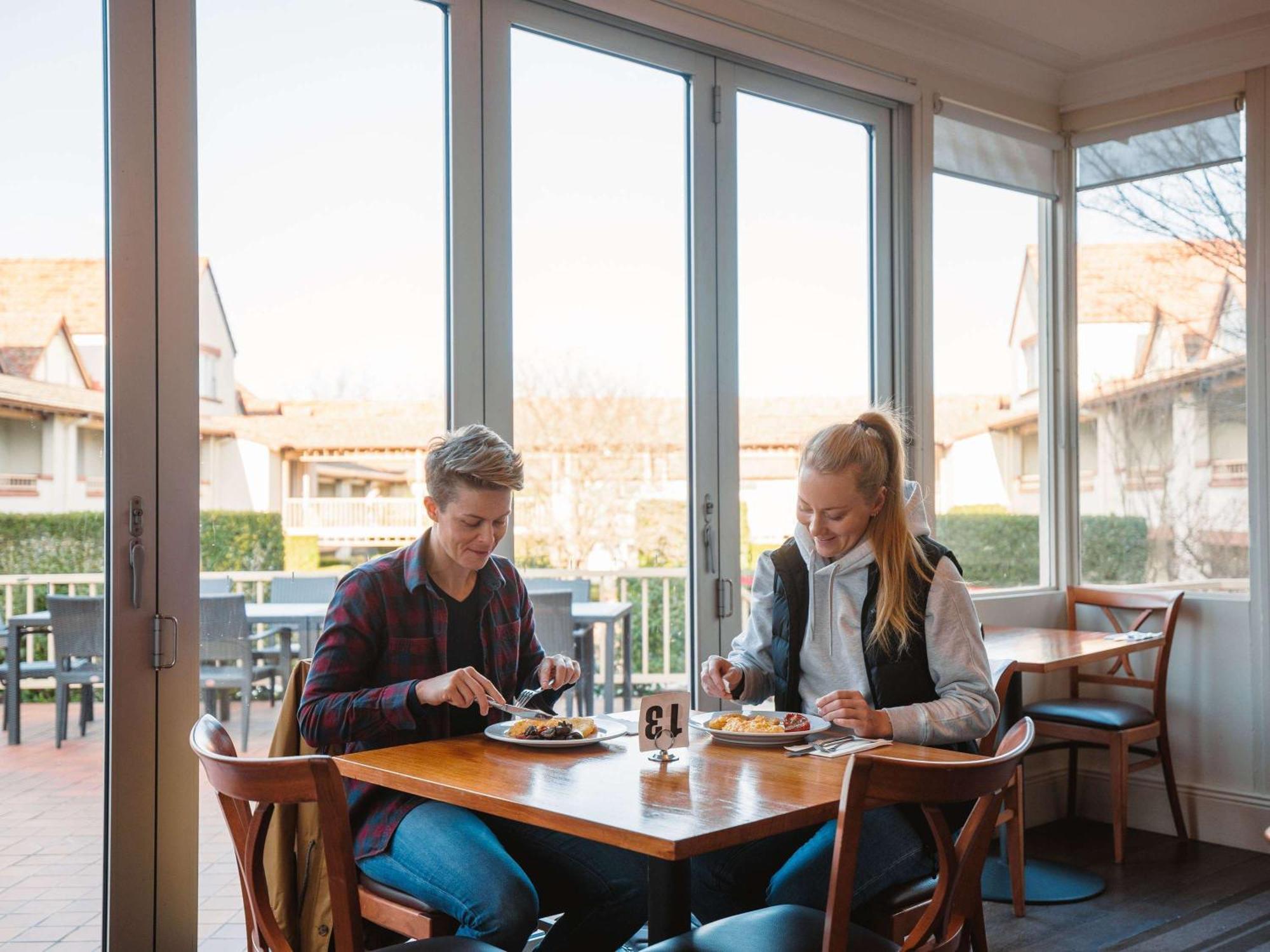 Mercure Canberra Extérieur photo