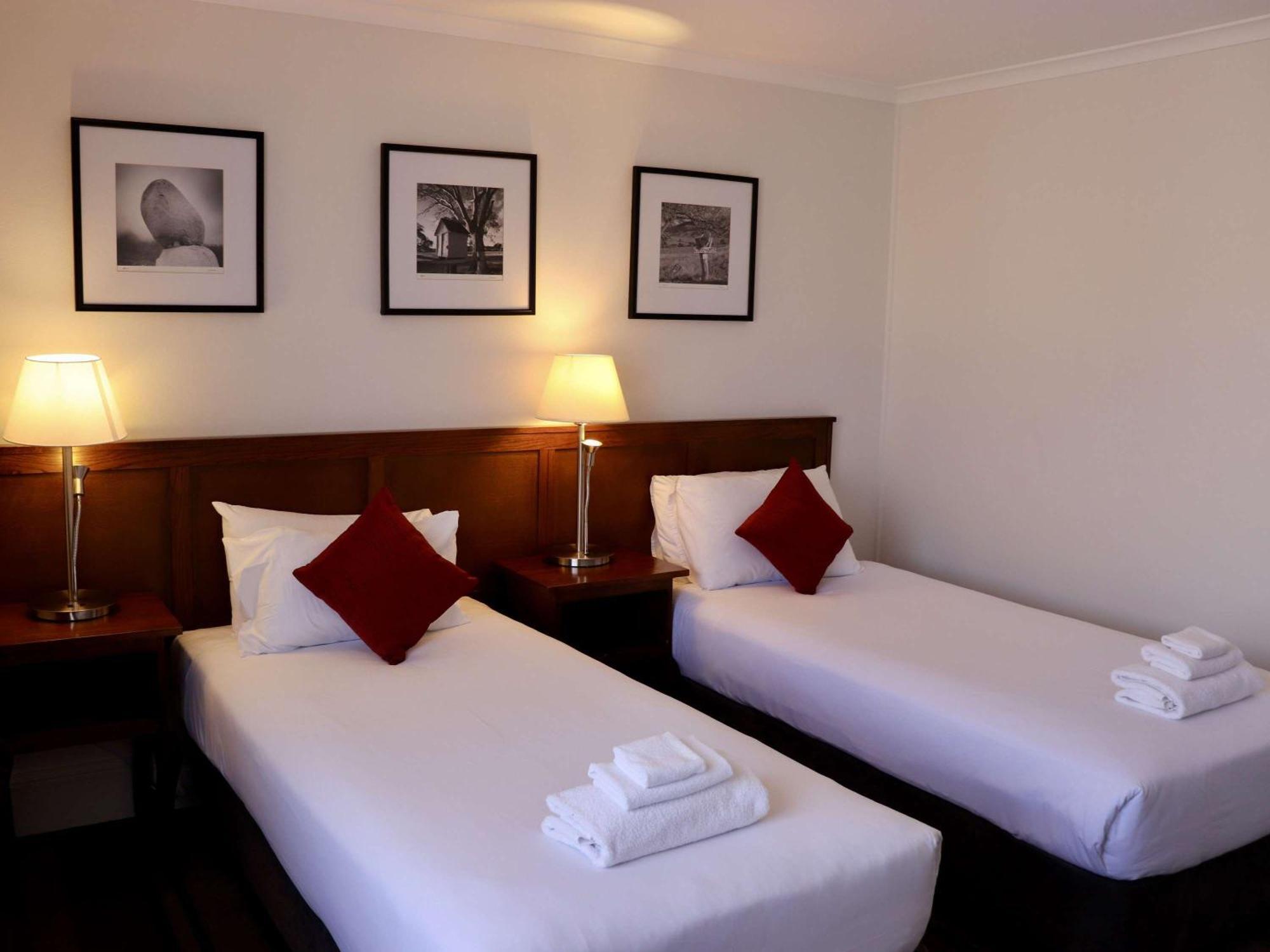 Mercure Canberra Extérieur photo
